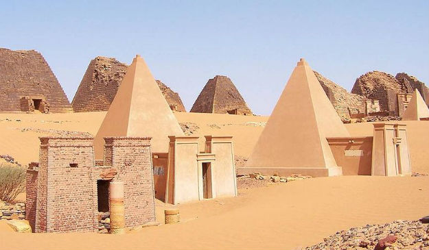 piramidi_meroe_05