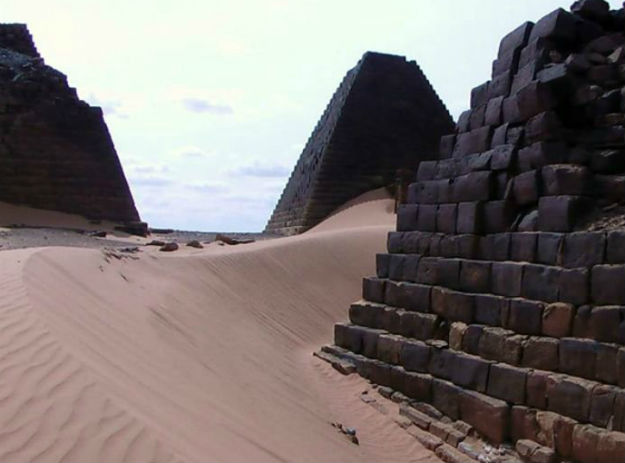piramidi_meroe_10